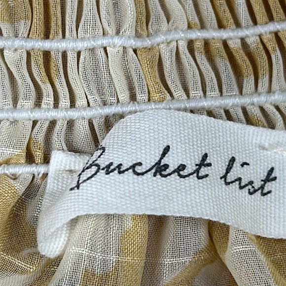 Bucket List gold and cream chiffon blouse. Animal print, sheer, size Large. - Picture 2 of 14